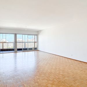 Venta Espectacular Apartamento Villa Biarritz 3 Dormitorios Y Servicio Piso Alto