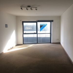 Escritorio En Ciudad Vieja A La Venta