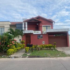 Casa En Venta Sobre Avenida Colectora - Zona Sur