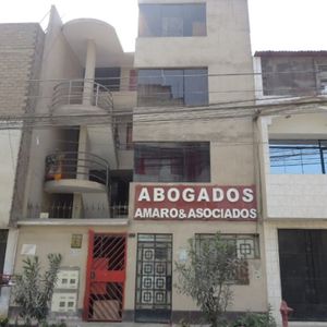 Casa En Venta 4 Pisos 400 M2 Urb María Claret - Ate