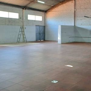 Galpon En Venta Sobre Avenida   (zona Sur 3er Anillo)