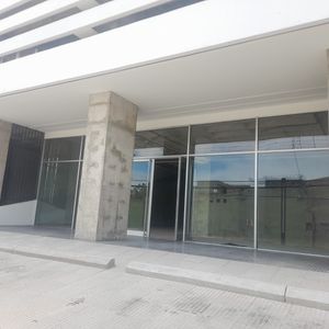 Local Comercial En Venta Edif. Curupau Isuto 4to Anillo