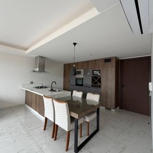 Departamento Amoblado En Venta – Equipetrol