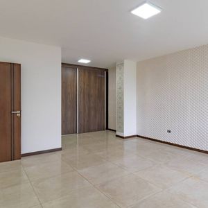 Departamento En Venta, Condominio Portofino Beni