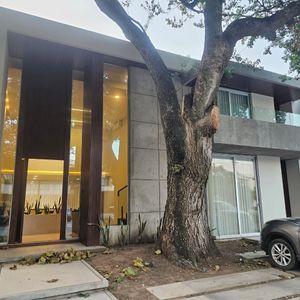 Hermosa Casa En Venta En Condominio Le Parc Costanera Club