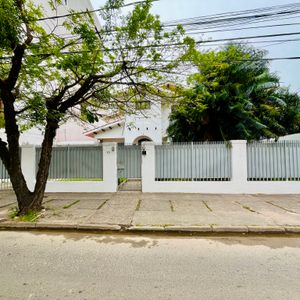 Oficina En Alquiler En Equipetrol 