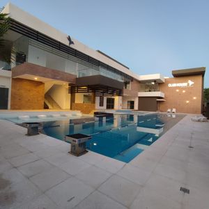 Casa En Alquiler - Jardines Del Norte VI