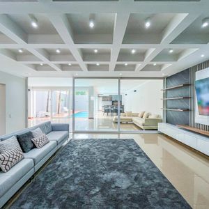 Venta - Casa De Lujo Amoblada