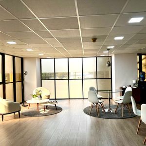 Compra Tu Oficina En Pleno Centro De La Ciudad - Torre Cainco