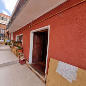 Casa En Venta A Precio De Lote - Mercado Campesino