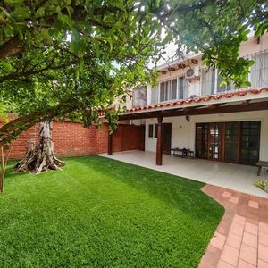 Casa En Anticretico En Barrio Urbari