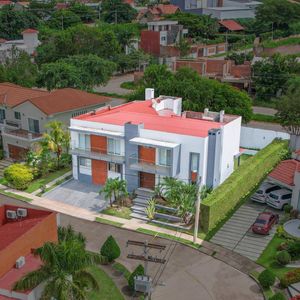 Casa En Urb. Cerrada,  Urubo Garden.