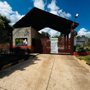 Hermosa Casa Quinta Zona Norte