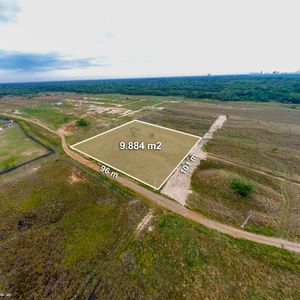 En Venta! Amplio Terreno En El Urubo A Tc Oficial