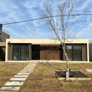 Venta Casa Tipología 6 Para Entrar Ahora 4 Dormitorios Huertas De Los Horneros