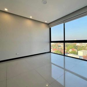 Departamento De 3 Dormitorios - Sky Aqualina