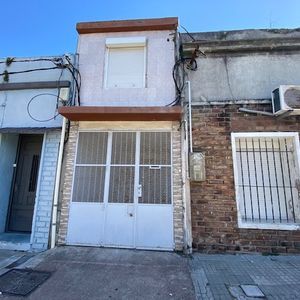 Venta Casa C/renta Centro De Pando
