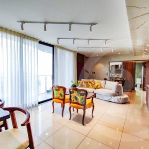 Lujoso Penthouse Amoblado En Alquiler, Condominio Macororo Once