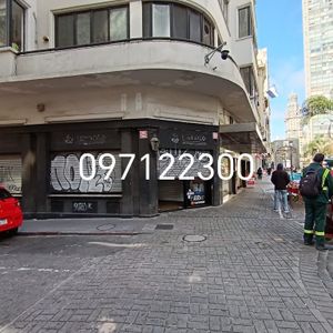 Local Comercial Esquina Alquiler Sarandí Y Bartolomé Mitre