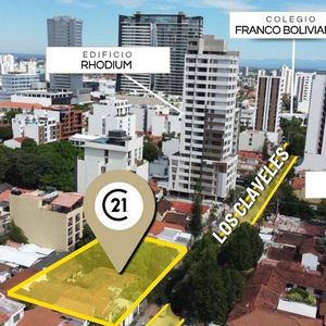 Terreno En Venta  T/C Paralelo 