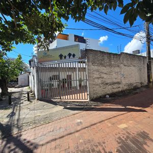 Terreno En Ocasión Sobre Avenida A 1 Cuadra Del 2do Anillo  Tc 7
