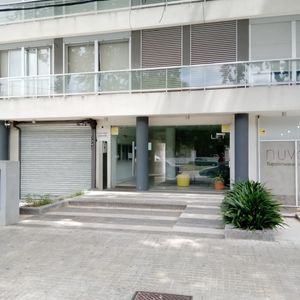 Lift Nuevo Centro Hermoso Apartamento De 2 Dormitorios Y Garaje Con Renta
