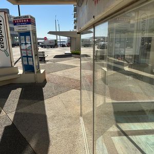 ¡oportunidad única! Local Comercial 11 M2 En Esquina Premium La Galerna Y Gorler