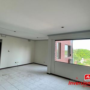 Dpto. De 2 Dormitorios En Anticretico 1° Anillo