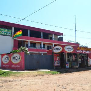 Casa Comercial En Venta En Cotoca