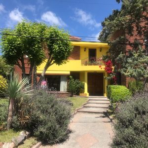 Chalet En Pinares . Divino.. Piscina Climatizada Disponible