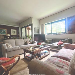 Apartamento En Venta En Barrio Jardín, 4 Dorm, 2 Baños, Terraza, Garaje Doble!