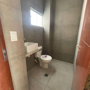 Local Comercial En Alquiler