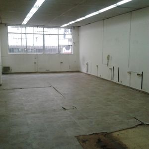 Alquilo Oficina 120 M2 Sobre 18 De Julio