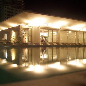 Lujoso Apto En Edificio Le Parc 