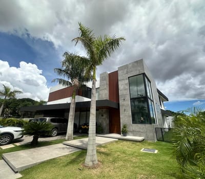 Casa Amoblada De Lujo En Alquiler - Rio Sierra (urubo) 