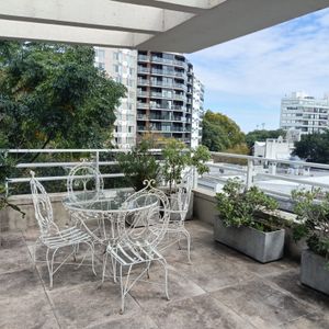 Nuevo Con Muebles Amplio  Luminoso Terraza Con Parrillero Y 2 Garajes