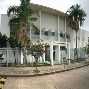 Edificio Unidad Educativa 
