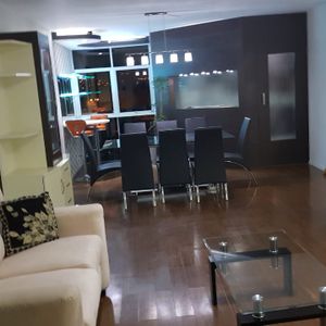 Hermoso Departamento Soleado, En Esquina 6to Piso,  Proximo Al Sombrero De Chola