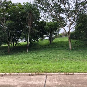 Terreno En Venta - La Hacienda Del Urubó