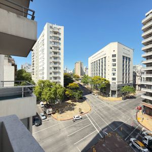 Venta 2 Dormitorios, Balcón