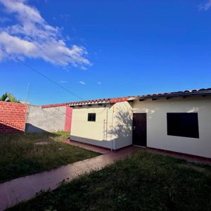 Casa En Venta, Piyos