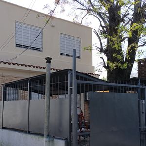 Casa 3 Dormitorios 1 Baño Cocina Living Parrillero Garage Portón Corredizo