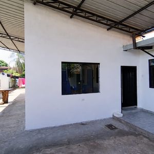 En Venta! Amplia Casa Comercial En Zona Sur
