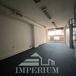 Venta Oficina C/cubículos En Ciudad Vieja