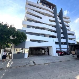 Monoambiente Amoblado En Venta En El Condominio Habita Beni (zona Norte)