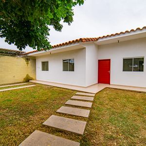 Casa En Venta - Zona Oeste 