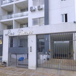 Departamento Con 3 Dormitorios - Ubicado A Una Cuadra Del Segundo Anillo