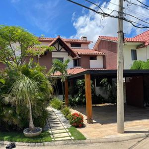 Casa De Lujo En Venta Condominio Villa Ada