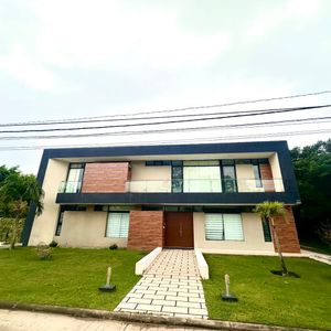 Hermosa Casa En Alquiler Completamente Amoblada Y Equipada 