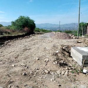 En Venta, Hermoso Lote En Esquina